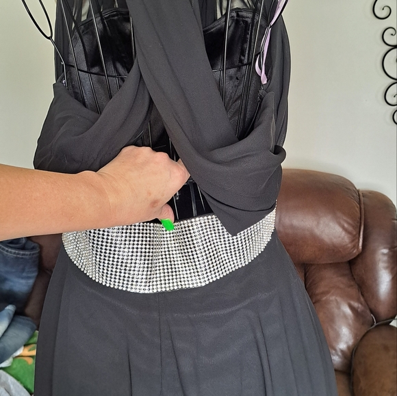 JJs House Formal Gown, Black, halter, wide belt of crystals - Picture 5 of 6